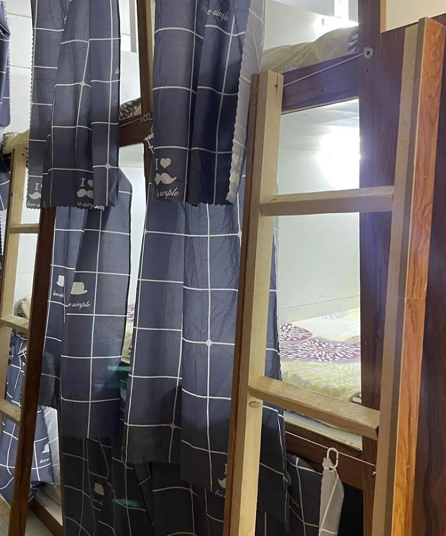 Royal House Capsule Hotel Dubai